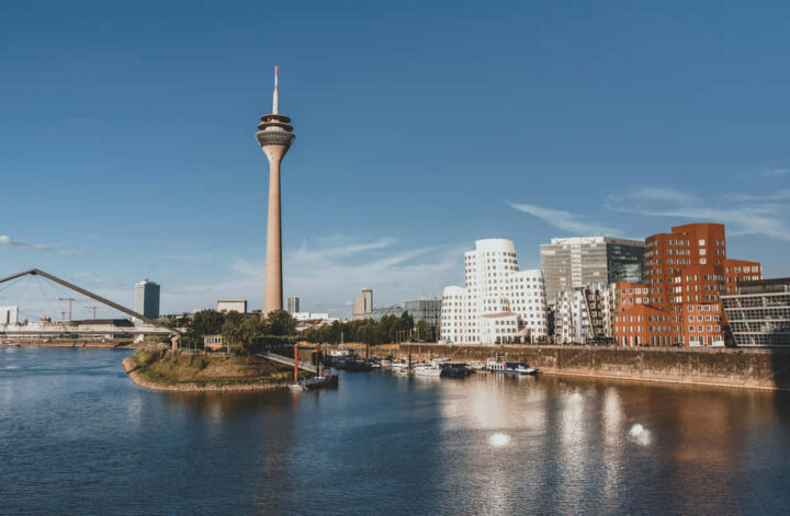 Düsseldorf abseits der bekannten Touristenpfade entdecken